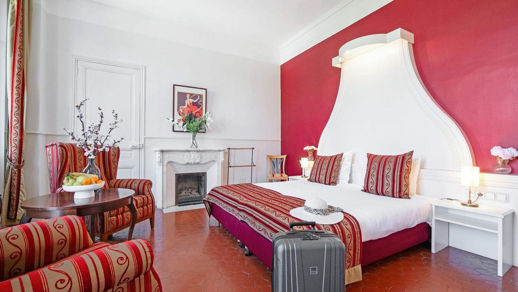 Hotel Les Tourelles Sainte-Maxime Dış mekan fotoğraf